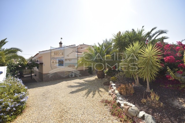 Cla7360- Villa Manzana: Resale Villa for Sale in Zurgena, Almería