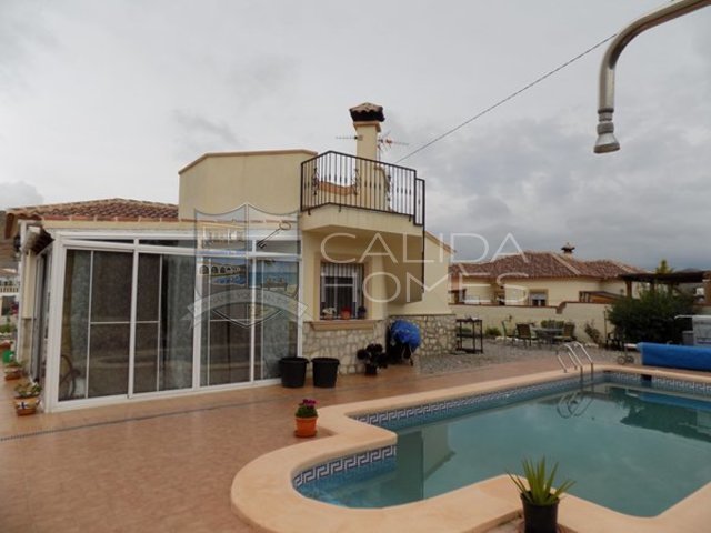 cla7362 Villa Kandela: Resale Villa for Sale in Arboleas, Almería