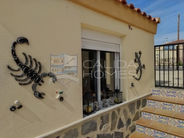 cla7386 Villa Mi Casa es Su Casa : Resale Villa for Sale in Arboleas, Almería