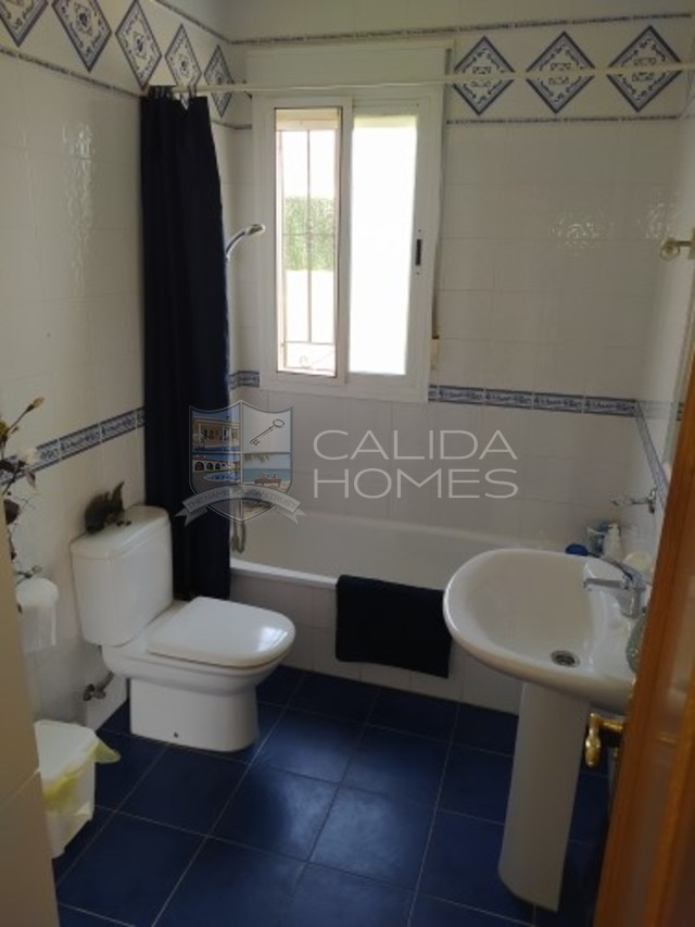 cla7386 Villa Mi Casa es Su Casa : Resale Villa for Sale in Arboleas, Almería