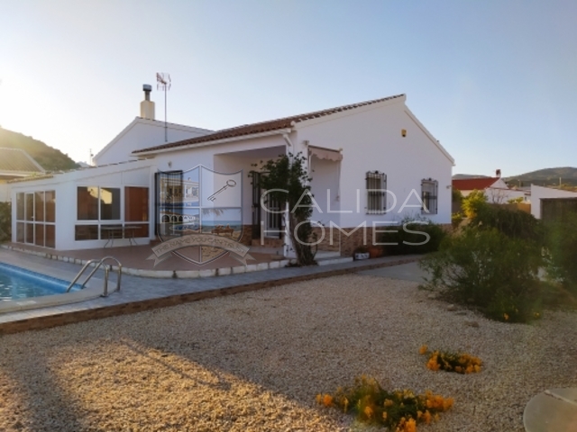 cla7387- Villa Tina : Resale Villa for Sale in Arboleas, Almería