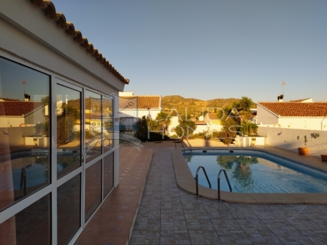 cla7387- Villa Tina : Herverkoop Villa te Koop in Arboleas, Almería