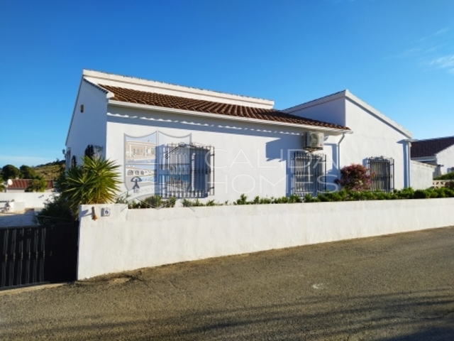 cla7387- Villa Tina : Herverkoop Villa te Koop in Arboleas, Almería