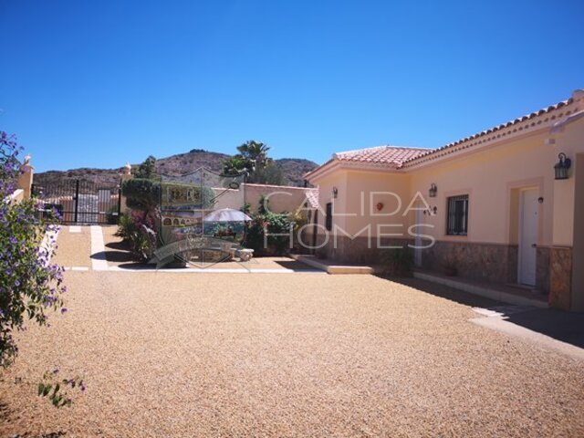 cla7392 Villa Feliz : Herverkoop Villa te Koop in Arboleas, Almería