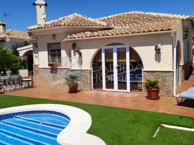 cla7398 Villa Mariposa: Resale Villa for Sale in Arboleas, Almería