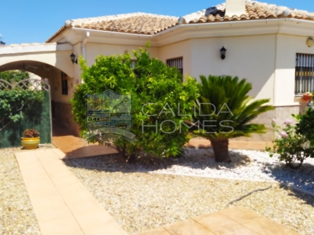 cla7398 Villa Mariposa: Resale Villa for Sale in Arboleas, Almería