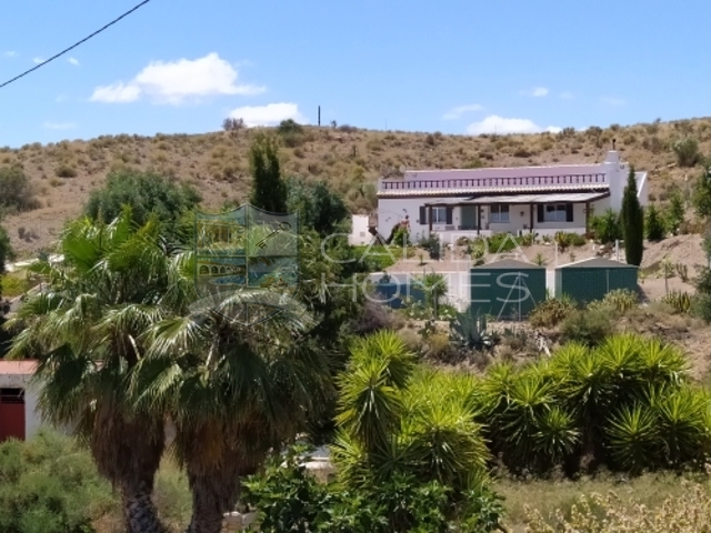 cla7401 Casa Guapa: Resale Villa for Sale in Arroyo Medina, Almería