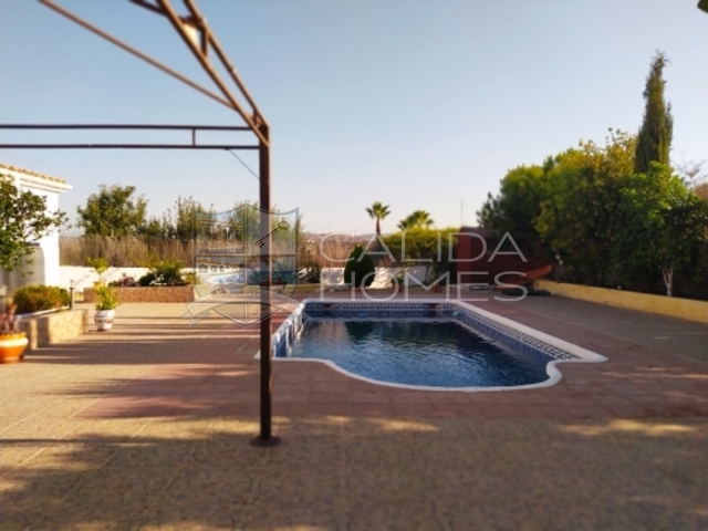 CLA7409 Villa Pajaro de Amor: Resale Villa for Sale in Arboleas, Almería