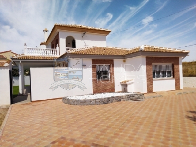 cla7429 Villa Spectacular: Resale Villa for Sale in Arboleas, Almería