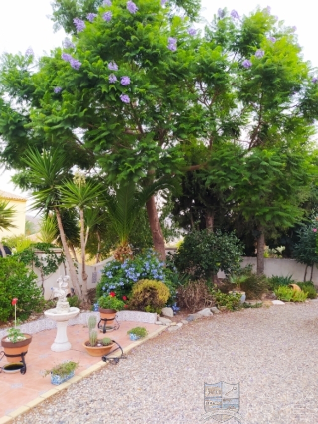 cla7433 Villa Jacaranda: Resale Villa for Sale in Arboleas, Almería