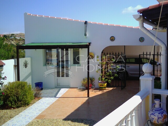 cla7437: Resale Villa for Sale in Arboleas, Almería