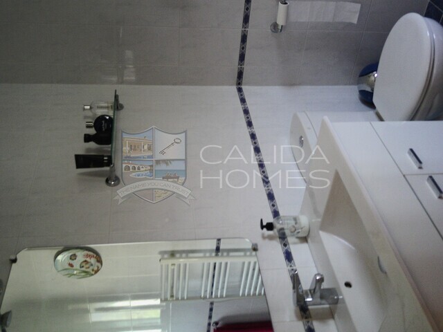 cla7437: Resale Villa for Sale in Arboleas, Almería