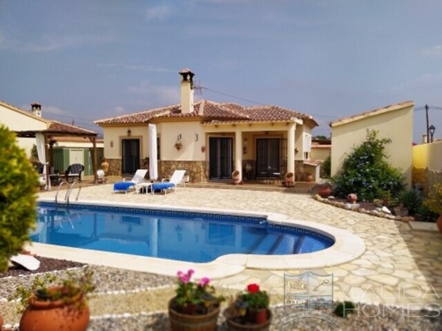 cla7439 Villa Reid : Resale Villa for Sale in Arboleas, Almería
