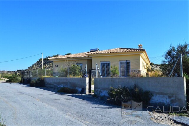 Cla7444: Resale Villa for Sale in Huercal-Overa, Almería