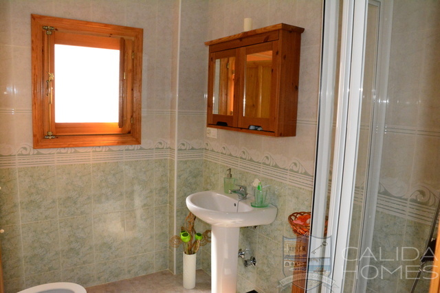 cla7448 Villa Posy : Resale Villa for Sale in Arboleas, Almería