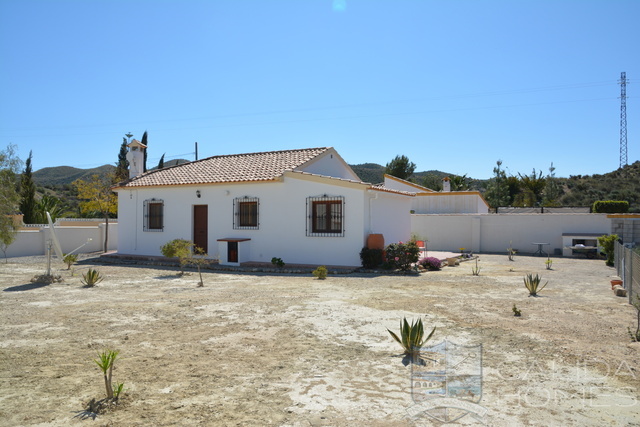 cla7448 Villa Posy : Resale Villa for Sale in Arboleas, Almería