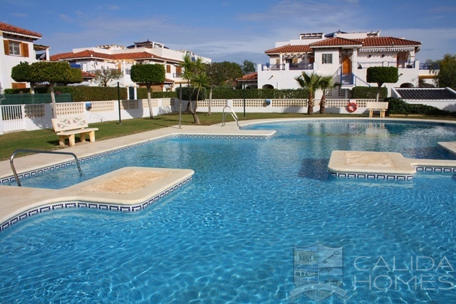 cla7504: Duplex for Sale in Vera Playa, Almería