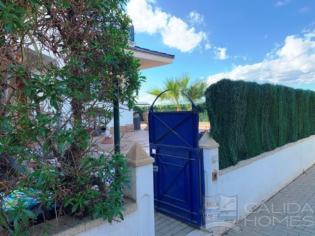 cla7504: Duplex for Sale in Vera Playa, Almería