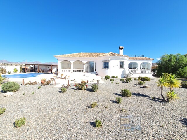 cla7509 Villa Sumptuous : Resale Villa for Sale in Albox, Almería