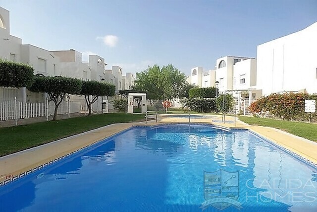 cla7511: Duplex for Sale in Vera Playa, Almería