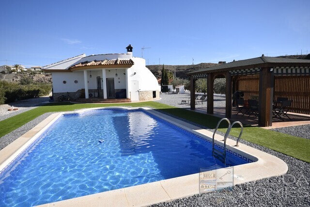 CLA7516 Villa Almond Blossom : Resale Villa for Sale in Albox, Almería