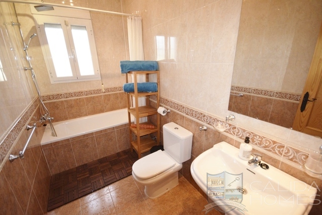 CLA7516 Villa Almond Blossom : Resale Villa for Sale in Albox, Almería