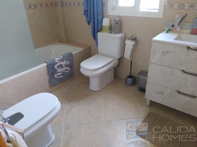 cla7528 Villa Raffa: Resale Villa for Sale in Arboleas, Almería