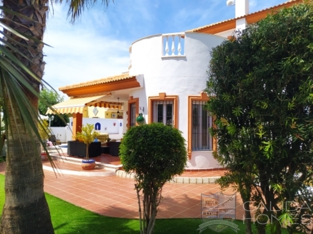 cla7528 Villa Raffa: Resale Villa for Sale in Arboleas, Almería