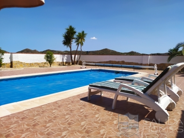 cla7529 Villa Gloriosa: Resale Villa for Sale in Arboleas, Almería