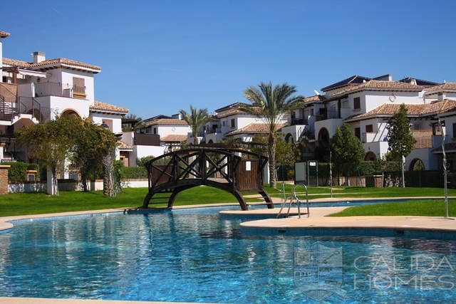 cla7582: Duplex for Sale in Vera Playa, Almería