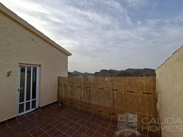 Cortijo Amaras: Village or Town House for Sale in Arboleas, Almería