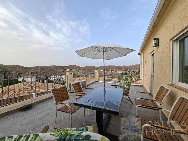 Cortijo Amaras: Village or Town House for Sale in Arboleas, Almería