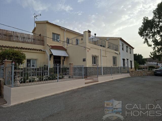 Cortijo Amaras: Village or Town House for Sale in Arboleas, Almería