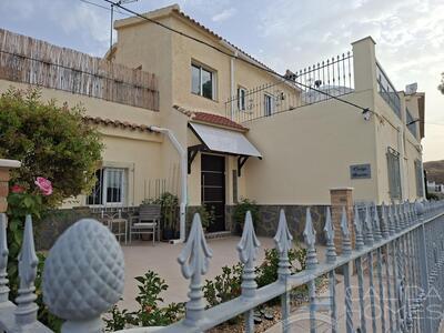 Cortijo Amaras: Village or Town House in Arboleas, Almería