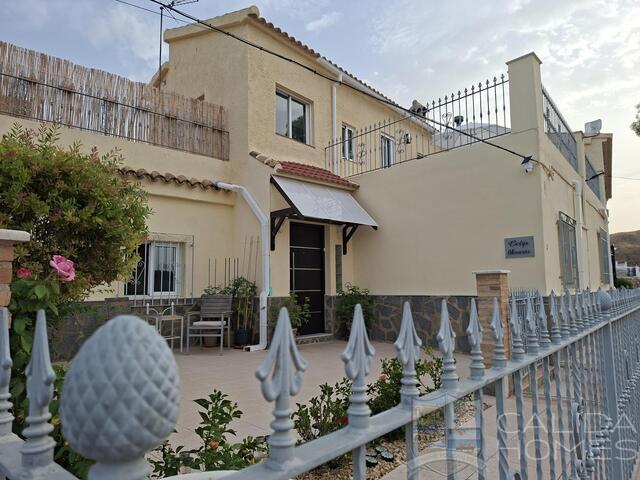 Cortijo Amaras: Village or Town House for Sale in Arboleas, Almería