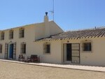 Cortijo Blanco: Detached Character House in Las Pocicas, Almería