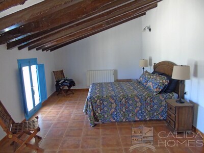 Cortijo Blanco: Detached Character House in Las Pocicas, Almería