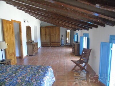 Cortijo Blanco: Detached Character House in Las Pocicas, Almería