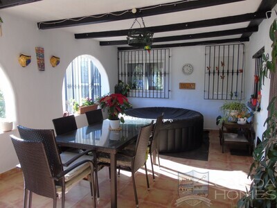 Cortijo Catica: Detached Character House in Albox, Almería