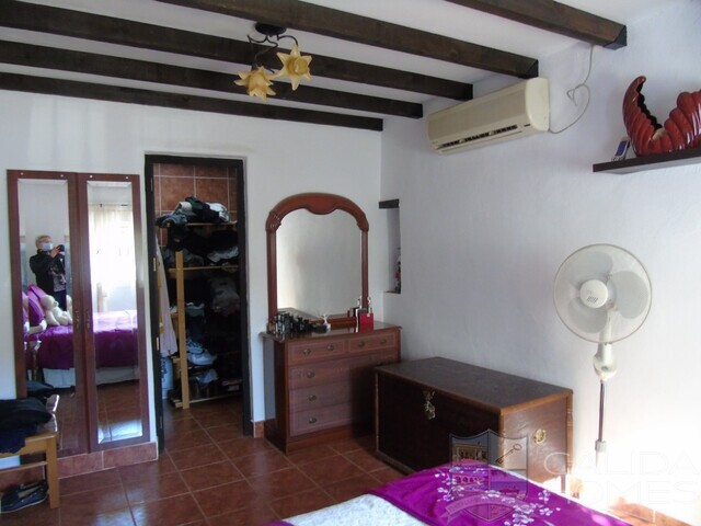 Cortijo Catica: Detached Character House for Sale in Albox, Almería