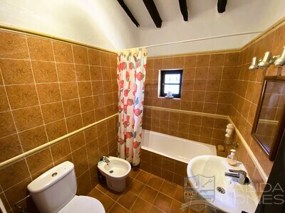 Cortijo Colorado : Detached Character House in Turre, Almería