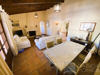 Cortijo Colorado : Detached Character House in Turre, Almería