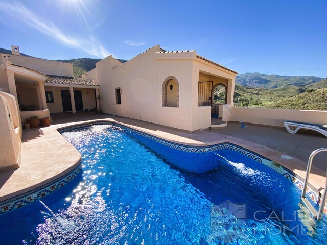 Cortijo Colorado : Detached Character House for Sale in Turre, Almería