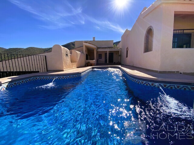 Cortijo Colorado : Detached Character House for Sale in Turre, Almería