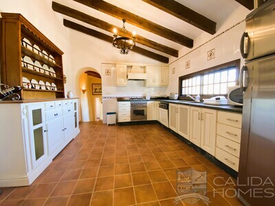 Cortijo Colorado : Detached Character House in Turre, Almería