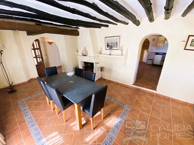 Cortijo Colorado : Detached Character House in Turre, Almería