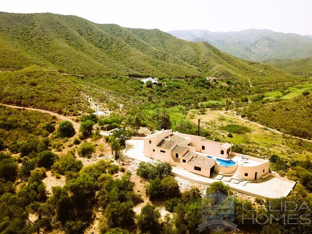 Cortijo Colorado : Detached Character House for Sale in Turre, Almería