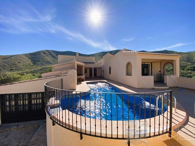 Cortijo Colorado : Detached Character House for Sale in Turre, Almería