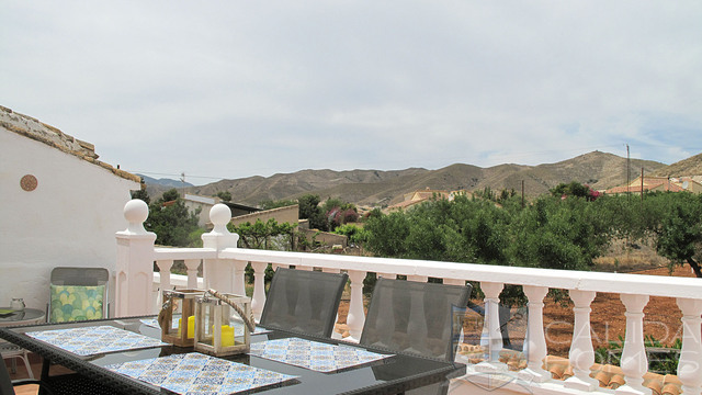 Cortijo Encantador: Village or Town House for Sale in Arboleas, Almería