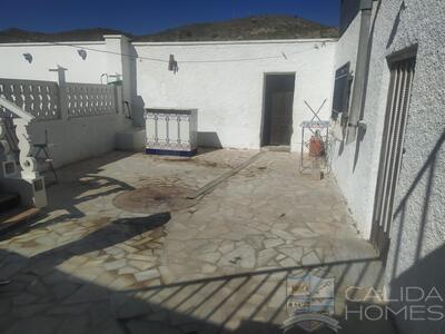 Cortijo Familia: Detached Character House in Almanzora, Almería